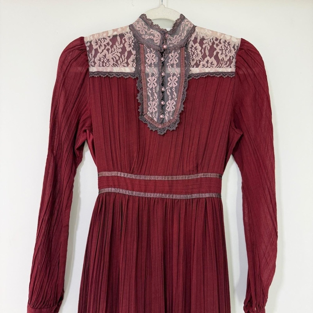 Gunne Sax 70s Vintage Lace Maxi Dress Womens XS Burgundy Victorian Prairie